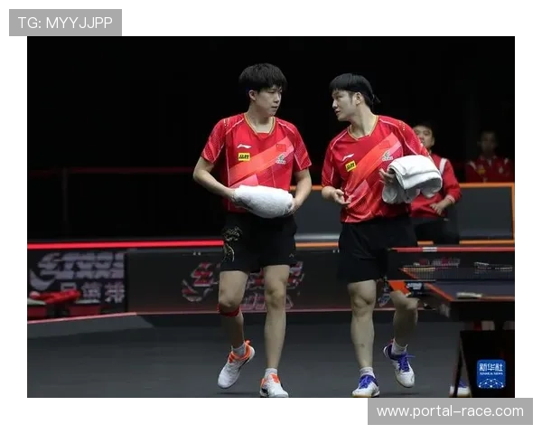 国乒世界冠军连轴转参赛，混合团体世界杯后直奔WTT总决赛